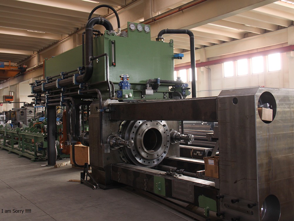 Maáy đùn nhôm nhập châu âu